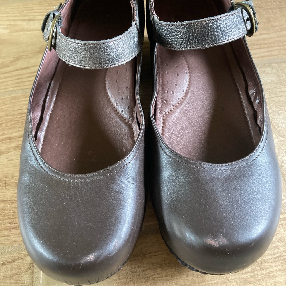 Leather Sanita Mary Jane size 40